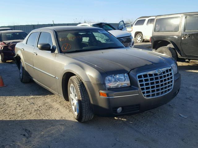 2C3LA53G08H145437 - 2008 CHRYSLER 300 TOURIN GRAY photo 1