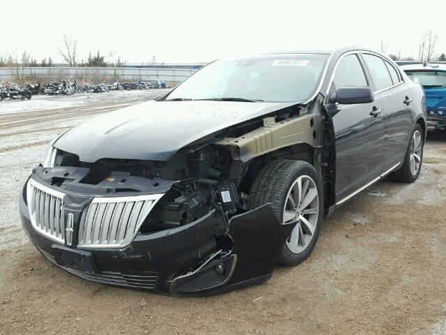 1LNHM94R69G607508 - 2009 LINCOLN MKS BLACK photo 2