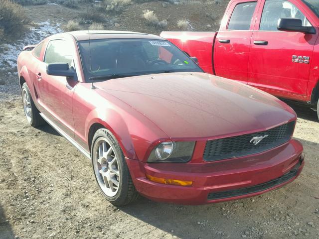 1ZVFT80NX65113071 - 2006 FORD MUSTANG MAROON photo 1