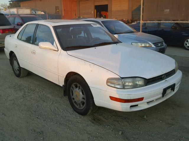 JT2VK12E6P0155976 - 1993 TOYOTA CAMRY LE WHITE photo 1