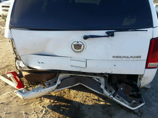 1GYEK63NX2R111996 - 2002 CADILLAC ESCALADE L WHITE photo 9