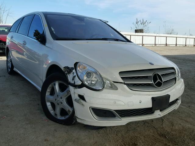 4JGCB65E37A054651 - 2007 MERCEDES-BENZ R 350 WHITE photo 1