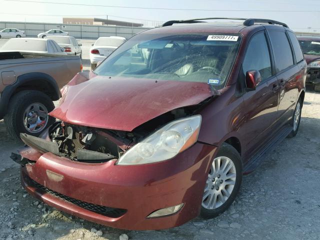 5TDZK22C58S208291 - 2008 TOYOTA SIENNA XLE RED photo 2