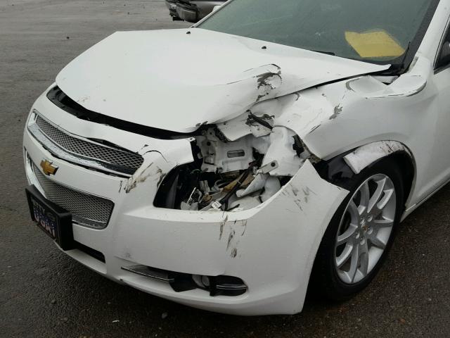 1G1ZE5EU4BF399053 - 2011 CHEVROLET MALIBU LTZ 白色 照片 9