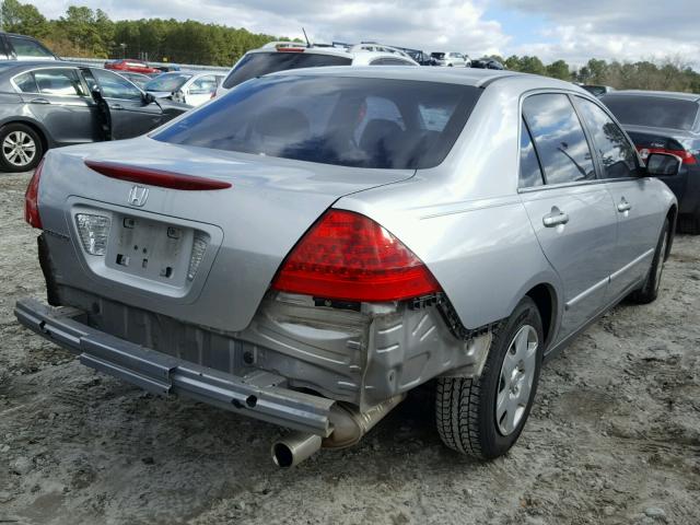 3HGCM56447G704380 - 2007 HONDA ACCORD LX SILVER photo 4