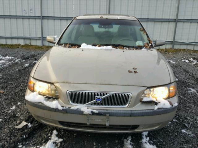 YV1SW61T742356047 - 2004 VOLVO V70 TAN photo 9