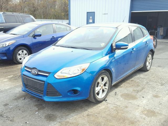 1FADP3K25EL233400 - 2014 FORD FOCUS SE BLUE photo 2