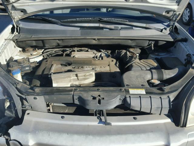 KM8JM12B75U205517 - 2005 HYUNDAI TUCSON GL SILVER photo 7