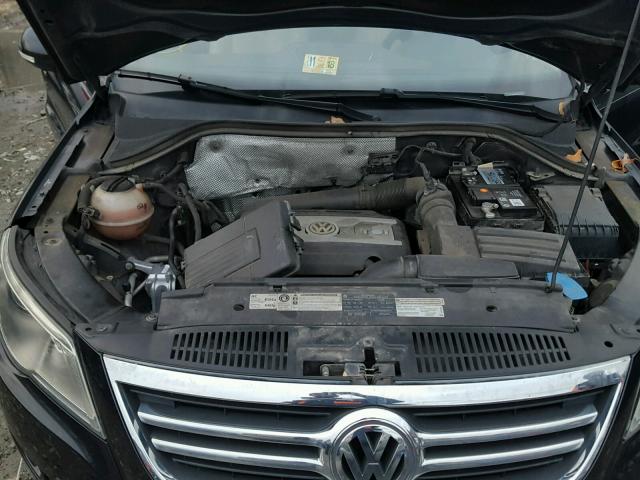 WVGBV7AX2BW565523 - 2011 VOLKSWAGEN TIGUAN S BLACK photo 7