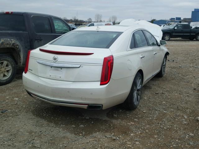 2G61P5S30D9222928 - 2013 CADILLAC XTS LUXURY WHITE photo 4