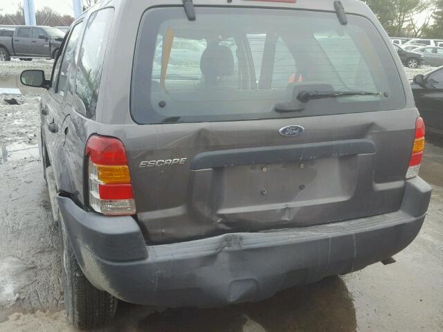 1FMYU02154DA02169 - 2004 FORD ESCAPE XLS GRAY photo 9