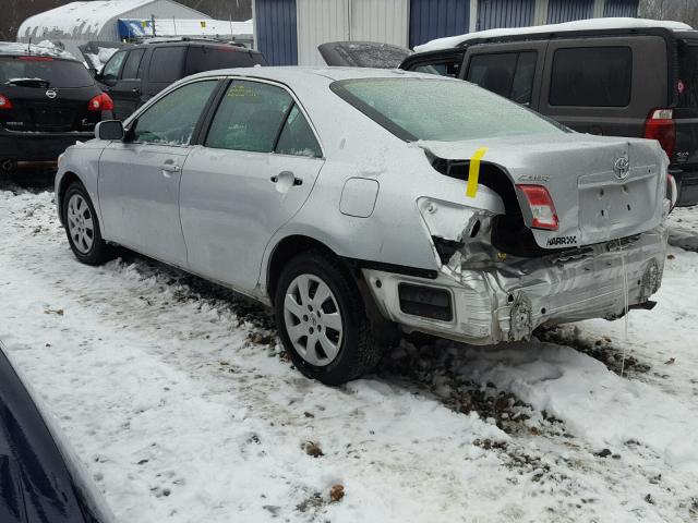 4T1BF3EK9BU137397 - 2011 TOYOTA CAMRY BASE SILVER photo 3