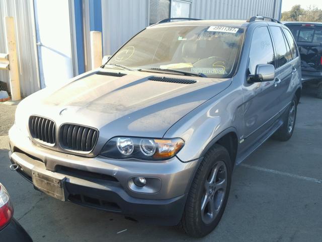 5UXFB53564LV06833 - 2004 BMW X5 4.4I GRAY photo 2