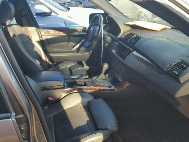 5UXFB53564LV06833 - 2004 BMW X5 4.4I GRAY photo 5