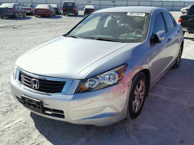 JHMCP26458C032241 - 2008 HONDA ACCORD LXP SILVER photo 2