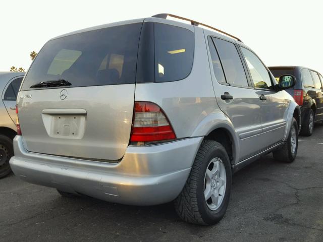 4JGAB54E6XA124985 - 1999 MERCEDES-BENZ ML 320 SILVER photo 4