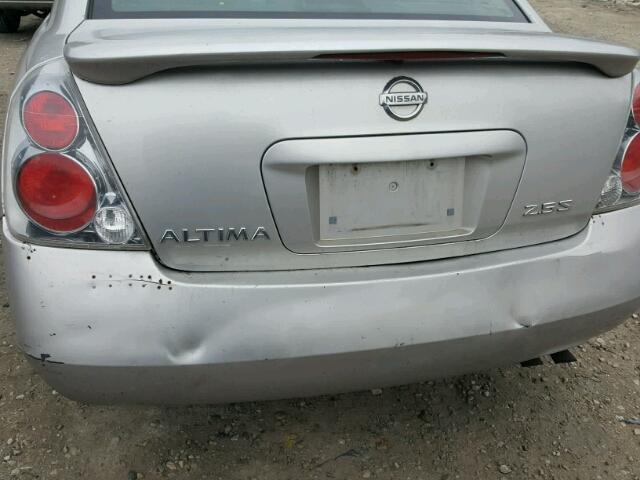 1N4AL11D75C233677 - 2005 NISSAN ALTIMA S SILVER photo 9