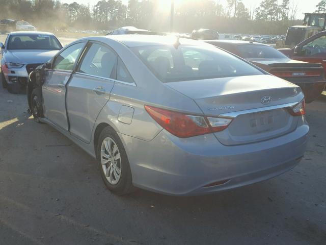 5NPEB4AC5BH045571 - 2011 HYUNDAI SONATA GLS BLUE photo 3