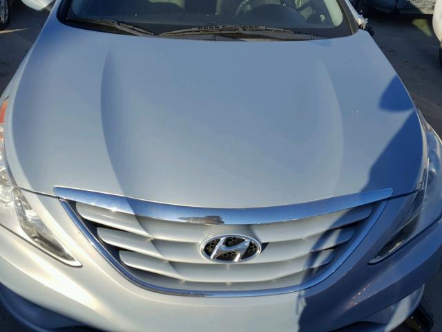 5NPEB4AC5BH045571 - 2011 HYUNDAI SONATA GLS BLUE photo 7