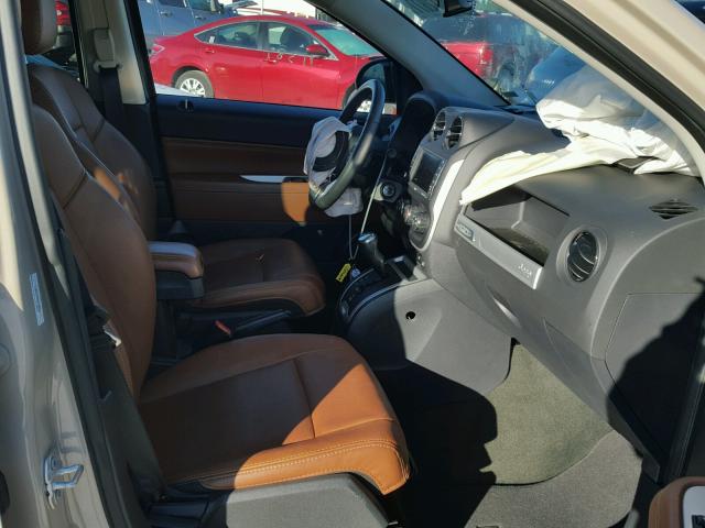 1C4NJCEA0GD789971 - 2016 JEEP COMPASS LA BROWN photo 5