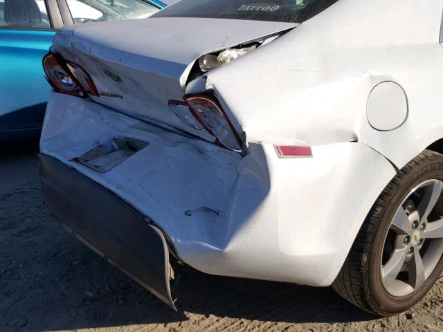 1G1ZC5E11BF373277 - 2011 CHEVROLET MALIBU 1LT WHITE photo 9