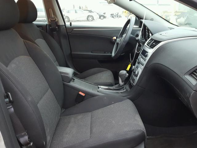 1G1ZC5E0XCF343526 - 2012 CHEVROLET MALIBU 1LT 银色 照片 5