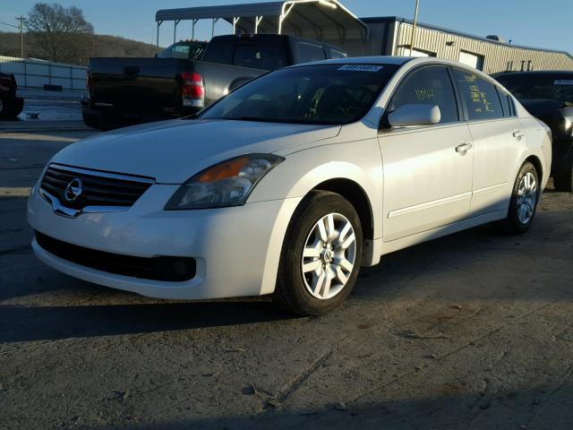 1N4AL21E69C196416 - 2009 NISSAN ALTIMA 2.5 WHITE photo 2