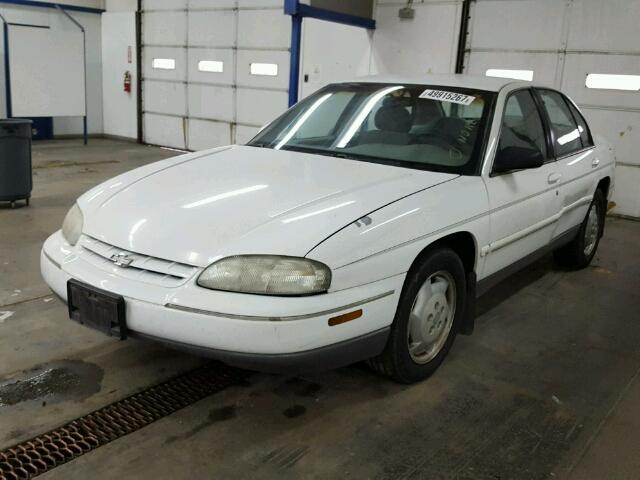 2G1WN52MXS9281914 - 1995 CHEVROLET LUMINA LS WHITE photo 2