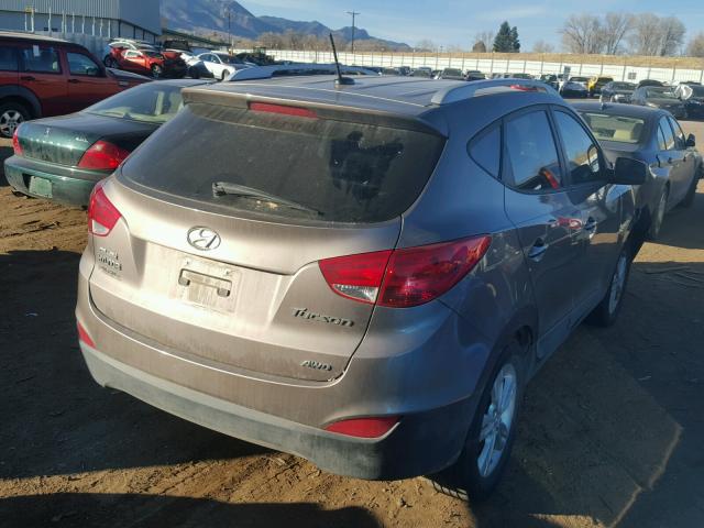 KM8JUCAC2BU315795 - 2011 HYUNDAI TUCSON GLS BEIGE photo 4