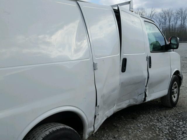 1GCSGAFX4B1113493 - 2011 CHEVROLET EXPRESS G1 WHITE photo 9