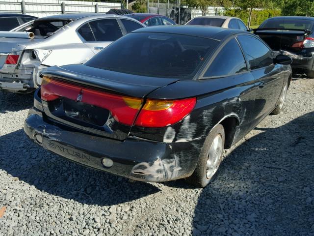1G8ZR12791Z260160 - 2001 SATURN SC2 BLACK photo 4