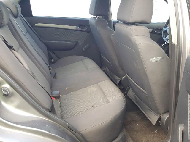 KL1TD56EX9B385142 - 2009 CHEVROLET AVEO LS SILVER photo 6