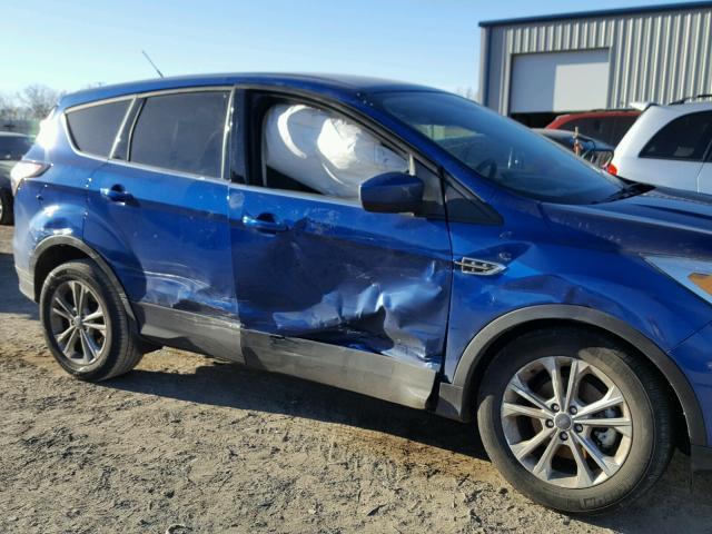 1FMCU0GD4HUB77158 - 2017 FORD ESCAPE SE BLUE photo 9