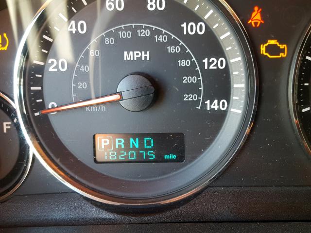 1J8HG48N26C244688 - 2006 JEEP COMMANDER SILVER photo 8