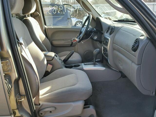 1J4GL58K63W614409 - 2003 JEEP LIBERTY LI GREEN photo 5