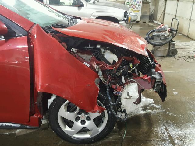 5Y2SP67819Z437100 - 2009 PONTIAC VIBE RED photo 9