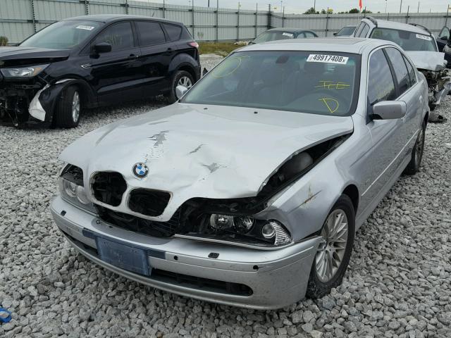 WBADT634X2CH96400 - 2002 BMW 530 I AUTO SILVER photo 2