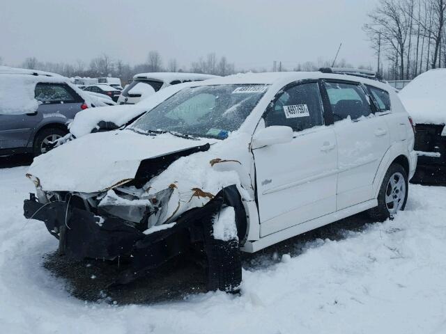 5Y2SL658X6Z460885 - 2006 PONTIAC VIBE WHITE photo 2