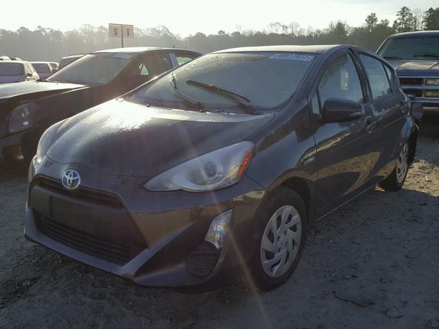 JTDKDTB37G1130674 - 2016 TOYOTA PRIUS C GRAY photo 2