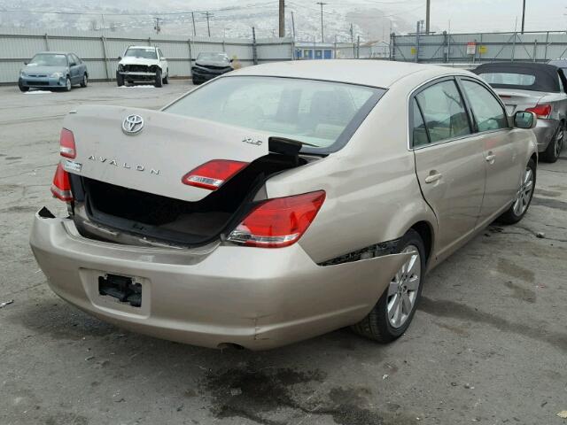 4T1BK36B56U160739 - 2006 TOYOTA AVALON XL GOLD photo 4