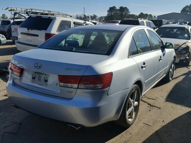 5NPEU46F37H216175 - 2007 HYUNDAI SONATA SE BLUE photo 4