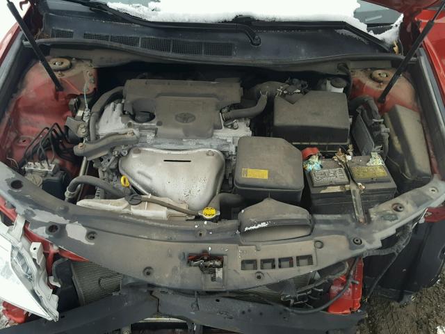 4T1BF1FK2CU575683 - 2012 TOYOTA CAMRY BASE RED photo 7
