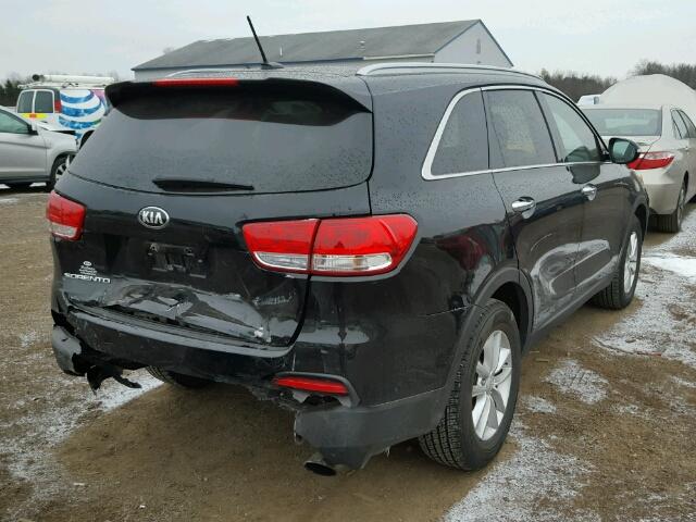 5XYPG4A31GG095862 - 2016 KIA SORENTO LX BLACK photo 4