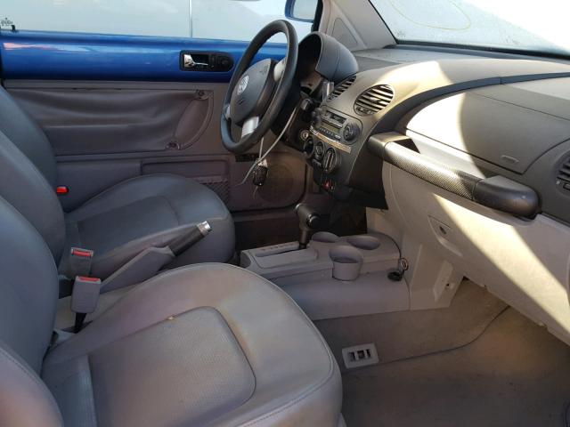 3VWCC21C4XM463000 - 1999 VOLKSWAGEN NEW BEETLE 蓝色 照片 5