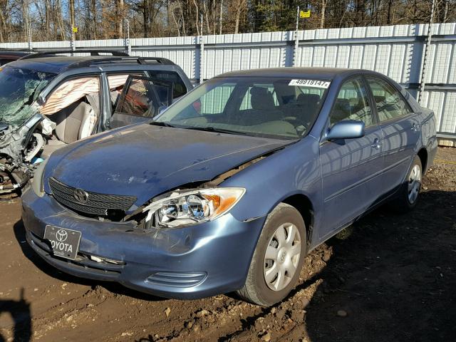 4T1BE32K14U813769 - 2004 TOYOTA CAMRY LE BLUE photo 2