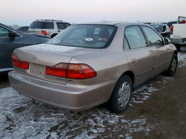 1HGCG1648YA058048 - 2000 HONDA ACCORD LX GOLD photo 4