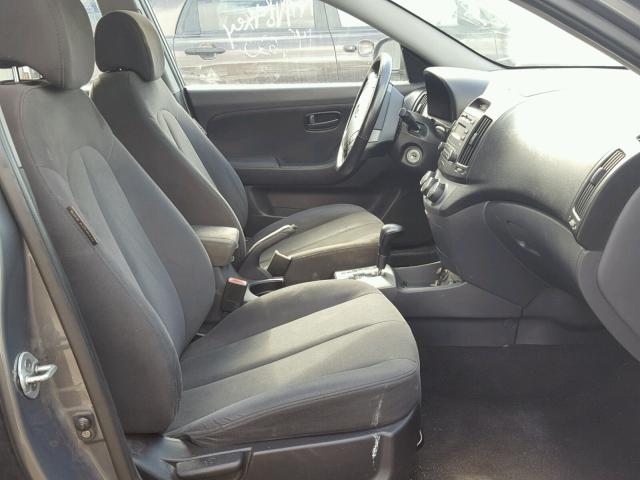 KMHDU46D38U580206 - 2008 HYUNDAI ELANTRA GL GRAY photo 5