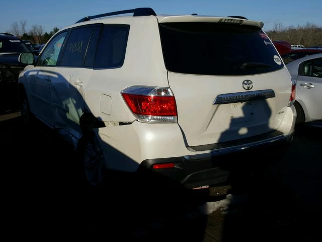 5TDBK3EH8CS135067 - 2012 TOYOTA HIGHLANDER WHITE photo 3