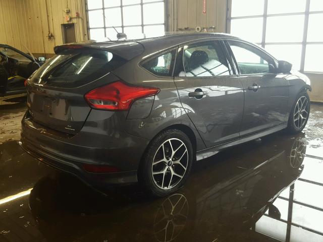 1FADP3K26FL285359 - 2015 FORD FOCUS SE GRAY photo 4