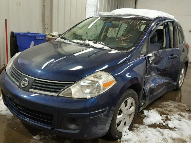 3N1BC13E18L407064 - 2008 NISSAN VERSA S BLUE photo 2